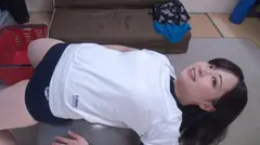 むちむちデカ尻 神ブルマ 宮本茉実 美少女から人妻、ぽっちゃり娘達にピチピチブルマ&体操着を着せ、ハミパン、ムレムレワレメなど毛穴まで見えるほどの超ドアップ接写！さらに尻コキ、着衣お漏らし放尿やブルマぶっかけ、生中出し等ブルマ好きに送る完全着衣フェチAVの6番目のサンプル画像