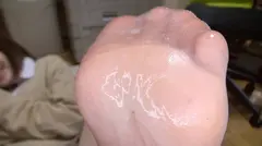 神パンスト 麻里梨夏 制服美少女の美脚を包んだ生ナマしいパンストを完全着衣でムレた足裏からつま先を味わい尽くす！顔騎や足コキ、時には中出し時にはお尻にコスってぶっかけとやりたい放題！発情させられた女の変態絶頂プレイを楽しむフェチAVの10番目のサンプル画像