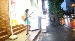 ひとカラしていた超絶カワイイ女子をナンパしたら中出しておねだりして来た！のサムネイル画像