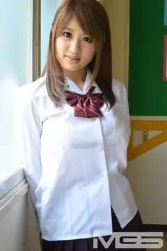 長谷部ゆいに応援されながら最高に気持ちいい射精の10番目のサンプル画像