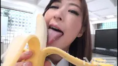 働く美女と性交 神波多一花の13番目のサンプル画像