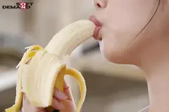 青春美少女がデカチン絶頂 バナナサイズの巨根をミニ膣にねじ込む超イキまくり4SEX 桃乃りんの12番目のサンプル画像