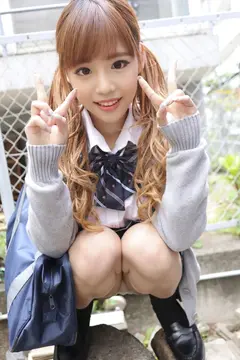 【長尺410分ALL真性中出し】半外半中美少女 BEST3コンプリートベストっ！！ 来栖みく 沖奈ミツキ 新川沙良の16番目のサンプル画像