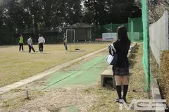 とってもウブで恥ずかしがり屋の美爆乳生徒会長 女子学生が透明人間になっちゃった？！長澤あずさのサムネイル画像