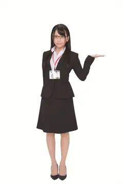 あなたの童貞喪失ビデオを私たちが撮影します！ 『どの子のおま○こで、筆下ろししたい？』(※ガチ童貞3名参加) 栄川乃亜 丸山れおな 桜咲姫莉のサムネイル画像