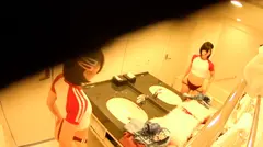 【個撮×コスプレイヤー】【ランドセル×ブルマ体操服】のイケナイ背徳感☆目隠し撮影でドM性癖をさらけ出す童顔レイヤーに中出し&特濃顔射！！のサムネイル画像