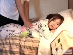 旦那のすぐそばで寝取られた浮気妻たちの6番目のサンプル画像