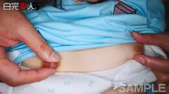 電マも初めて！うぶな貧乳娘がデカチン男優と初めての3P！のサムネイル画像