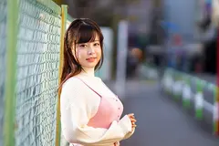 【驚異のI カップ！！】むっちり爆乳若妻ちゃん25歳。イケメンナンパで即お持ち帰り ダイナマイトボディで痴女って寸止め快感地獄！！おっぱいぷるるん汗だく汁だく中出しハメ撮り！！ 【めちゃきゃわ】のサムネイル画像