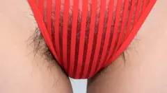 百瀬あすか 神スケスケ 女子の服の中のおっぱいはどんな感じで下着に包まれ、乳首はどの様に隠れ、マン毛はどんな感じでパンティーに覆われ、ハミ毛は？パイパンだったら？と日々妄想で勃起して完全着衣じゃモノ足りず、でも全裸じゃ抜けなくなった大人に送るAVの8番目のサンプル画像