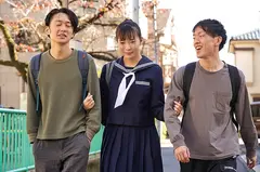 二人のお兄ちゃんが私のオッパイを巡って壮絶バトル！！ 三浦るいのサムネイル画像