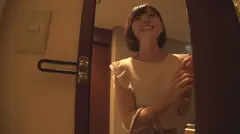 夫に秘密のイチャラブ不倫 家の事を頑張ってきたけれど今日だけは、どうにでもなりたいの…のサムネイル画像