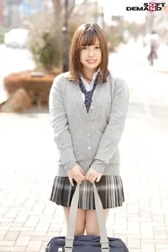 【女子学生限定】マジックミラー号 「下着メーカーのモニター調査」と称して生おっぱいをモミモミしながらインタビュー 清純そうな見た目からは想像もつかない超ドえろ発言連発！敏感な美乳をもみほぐされて感度抜群女子学生が大人ち○ぽでイキまくり！10人中10本番！2の5番目のサンプル画像