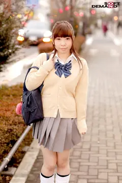 【女子学生限定】マジックミラー号 「下着メーカーのモニター調査」と称して生おっぱいをモミモミしながらインタビュー 清純そうな見た目からは想像もつかない超ドえろ発言連発！敏感な美乳をもみほぐされて感度抜群女子学生が大人ち○ぽでイキまくり！10人中10本番！2の11番目のサンプル画像