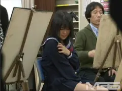 <絵画教室>で女性美術部員が一人ずつ平気な顔して、裸になったら女子学生はヌードモデルになるのか！？の4番目のサンプル画像