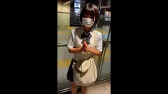 【初撮影】黒髪ショートの初々しさ溢れる天然素材！経験少ない彼女が想像超える激しいピストンに恥ずかしいイキ顔を晒しながら汗だくで種付けされる衝撃映像。のサムネイル画像