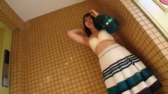 セーラー服熟女失禁羞恥 北川礼子のサムネイル画像