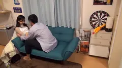 百戦錬磨のナンパ師のヤリ部屋で、連れ込みSEX隠し撮り 154 小柄で童顔な女の子をヤリ部屋に連れ込み！小さなおまんこは感度良好！巨根に突かれてハメ潮を撒き散らしながらヨガる美少女のセックスは必見wwwのサムネイル画像