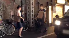 マジ軟派、初撮。 1524 彼氏の浮気が発覚して傷心中の美人OLをお酒で釣ってホテルに連れ込み成功！慰める為と体に触れると抵抗していた力が徐々に抜け…巨乳を揺らしながら背をのけ反らせて大絶頂！のサムネイル画像