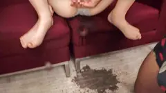 マジ軟派、初撮。 1547 華奢で色白な劇団員ムスメをインタビューと称してホテル連れ込み⇒怪しい雰囲気に帰ろうとするが、性感帯だという耳を責めれば容易く発情♪パイパンマ○コから大量の液を放出させながら連続でイクっ！の5番目のサンプル画像