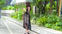 【恍惚の表情でネットリ舐める女豹フェラ】漆黒のシースルーワンピで誘い極上のフェラテクで責める妖艶美少女【あやちゃん(22)】と濃厚中出しハメ撮り！！のサムネイル画像