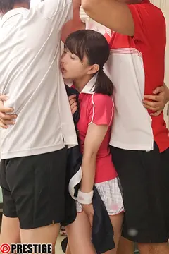 スポコス汗だくSEX13本番！ BEST 8時間 ACT.01 スポーツウェアフェチズム×部活美少女6名が織り成す激イキ汁だく肉弾戦！！の10番目のサンプル画像