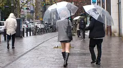 マジ軟派、初撮。 1758 予定をドタキャンされて暇してるお姉さんをナンパ！脚や首筋に軽く触れただけでスイッチ入っちゃう全身性感帯！大人っぽい雰囲気がSEXになると喘ぎ声が可愛らしく…モデル体型+美巨乳の抜群スタイル！のサムネイル画像