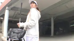 【スポーツ女子】太客に買ってもらった勢いでゴルフ始めたスポーツ女子ハメ撮り☆赤坂のキャバクラ勤務な敏感マ○コを持つるうちゃん！！のサムネイル画像