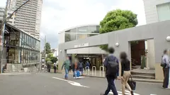 マジ軟派、初撮。 1957 結婚式帰りの美女をナンパ！彼氏いないし友達は幸せそうだし…そんな寂しさに付け込むかのようにSEX交渉！長身でスレンダーなキレイ系お姉さんもチ●ポの前ではキャンキャン喘ぐただの女に早変わり！のサムネイル画像