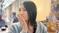 マジ軟派、初撮。 2188 新宿居酒屋で押し倒し成功！ 押しに弱い清楚美人お姉さんと欲望解放ナイト！舌絡ませキスとズポズポご奉仕フェラがたまらない！清楚なお姉さんはチ◯ポを欲しがるドスケベお姉さんだった！のサムネイル画像