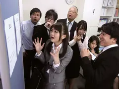 男女入れ替え辞令！カラダの入れ替わり人事異動のある会社 妃月るい 玉木くるみ 真木今日子のサムネイル画像