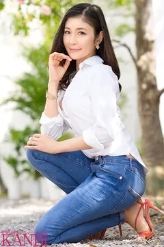 KANBi専属第1弾! 透明感120% 神戸の人妻、米倉穂香34歳AVデビュー 【MGSだけのおまけ映像付き+20分】のサムネイル画像