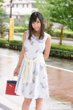 「乳首(敏感過ぎて)弱いんです…」とか言っちゃう美人妻と… おじさんぽ13 AVよりエロいエッチ見たくない？無敵のGカップ巨乳を持つ若妻と下町探索お散歩デート。おじさんに足を絡めて中出しさせる奥さんの感じ方がヤバい！ 逢沢るるの11番目のサンプル画像