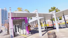 全国人妻えろ図鑑 人妻全国募集⇒出張ハメ撮り⇒ネット公開 かえでさん 30歳 結婚2年 浮気した旦那への仕返しのAV出演を決めた美人奥様！乳首とち○ぽの同時攻めや騎乗位での激しい腰振りで旦那の前では見せない積極的な姿をカメラの前で余すところなく披露！のサムネイル画像