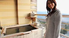 絶対ヌケル 人妻の浮気セックス。既婚なのにラブラブ不倫デートする人妻は他の男の前で痴態を晒す。 11人 4時間の6番目のサンプル画像