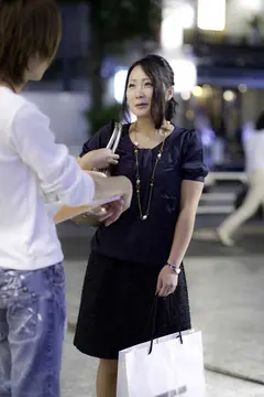 出会ったばかりの人妻イカセ中出し 15人 4時間の7番目のサンプル画像