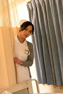 夜勤中の人妻看護師覗き 8の10番目のサンプル画像