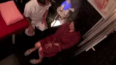 西麻布高級人妻性感オイル巨乳マッサージ 19のサムネイル画像