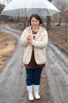 おばさんにホレたっ！！中出し熟女ナンパ 人を疑わない素直さ 照れ屋のエッチ 抜群の愛嬌 まさかのナンパに戸惑いつつも久しぶりの精子に大興奮の熟女マ○コ 37人 8時間BESTの5番目のサンプル画像