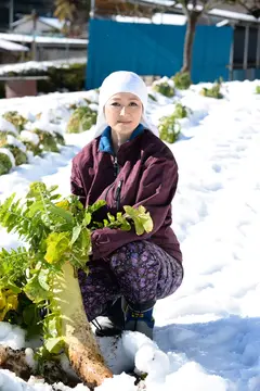 おばさんにホレたっ！！中出し熟女ナンパ 人を疑わない素直さ 照れ屋のエッチ 抜群の愛嬌 まさかのナンパに戸惑いつつも久しぶりの精子に大興奮の熟女マ○コ 37人 8時間BESTの8番目のサンプル画像