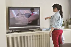 電気屋の関西弁丸出しなお姉さんの爆乳おっぱいにHなイタズラ 高城彩の10番目のサンプル画像