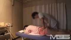 ガチ騙し!奥様に内緒で性感マッサージの8番目のサンプル画像