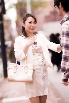 恥ずかしいけど大胆になっちゃう！好奇心と性欲のピーク40代人妻 オンナの絶頂期のカラダいただきます！ 15人240分の13番目のサンプル画像