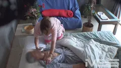 意外とヤレる! ! ホームヘルパーのオバサン 2の4番目のサンプル画像