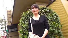 淫乱熟女の13番目のサンプル画像