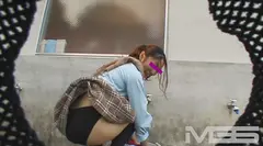 激撮! 素人パンチラ特報DX 意外と無防備なGAL達の股間の15番目のサンプル画像