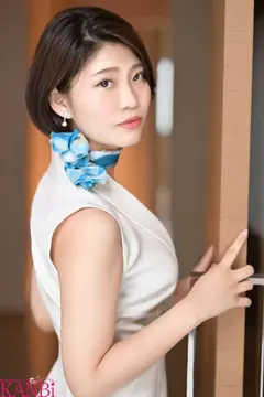 超ハイスペック美脚妻 現役国際線CA 福永ねお 32歳 AVデビューのサムネイル画像