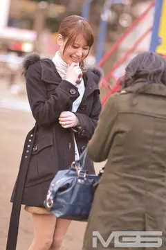 ナンパされたエッチな素人女性たち夫が知らない妻の姿…真昼間から膣内射精される中出し妻 4時間の13番目のサンプル画像