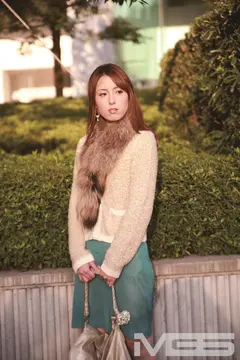 ナンパされたエッチな素人女性たち夫が知らない妻の姿…真昼間から膣内射精される中出し妻 4時間の18番目のサンプル画像