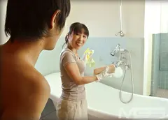 意外とヤレる！！ ホテル清掃員のオバサンの5番目のサンプル画像